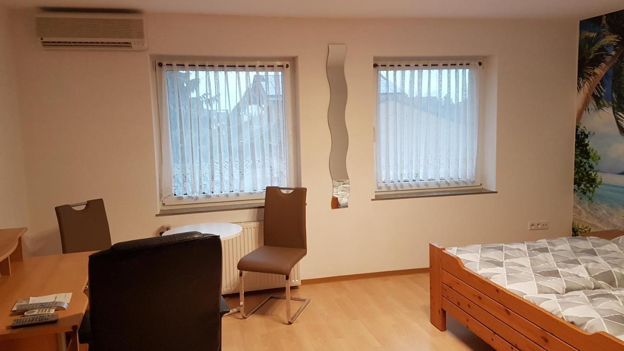 Gaestezimmer Junglas Bornheim  Exterior foto
