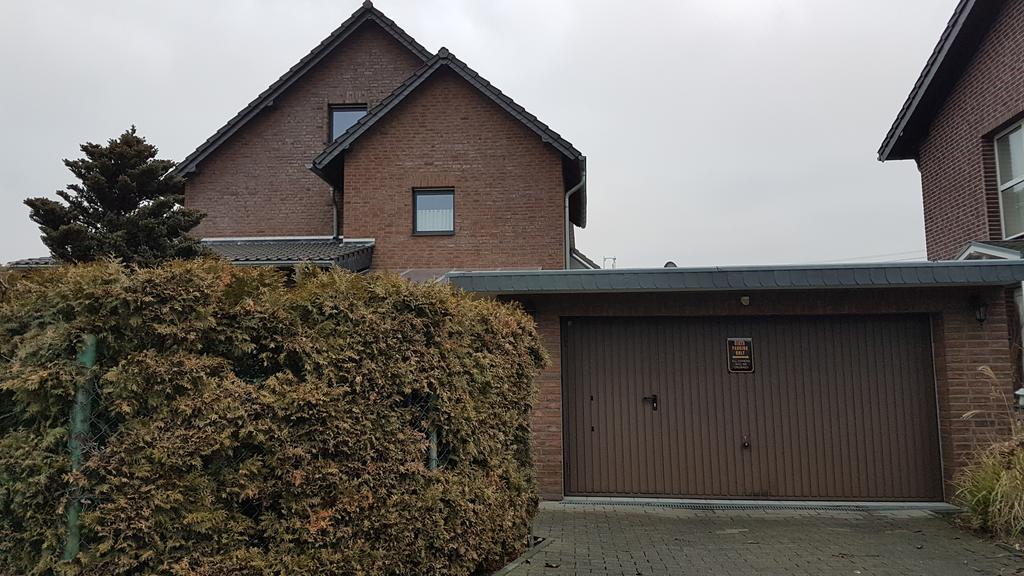Gaestezimmer Junglas Bornheim  Exterior foto